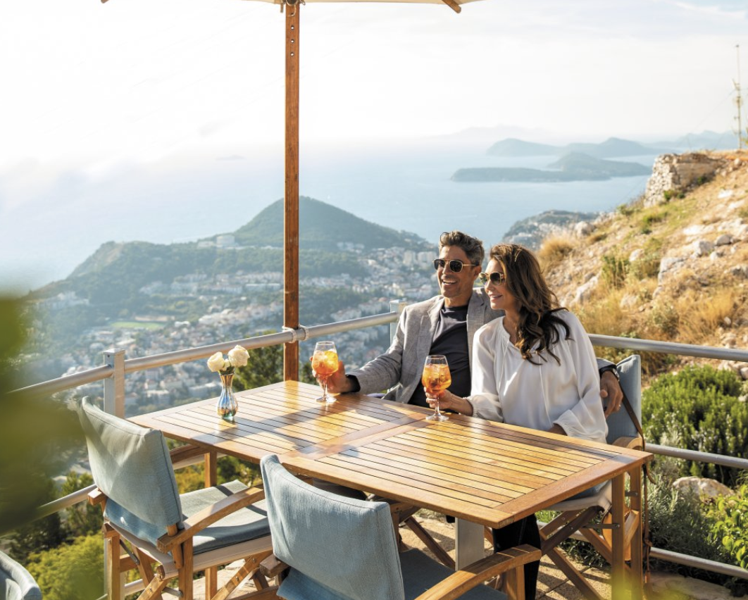 IMMERSIVE EXPLORATION