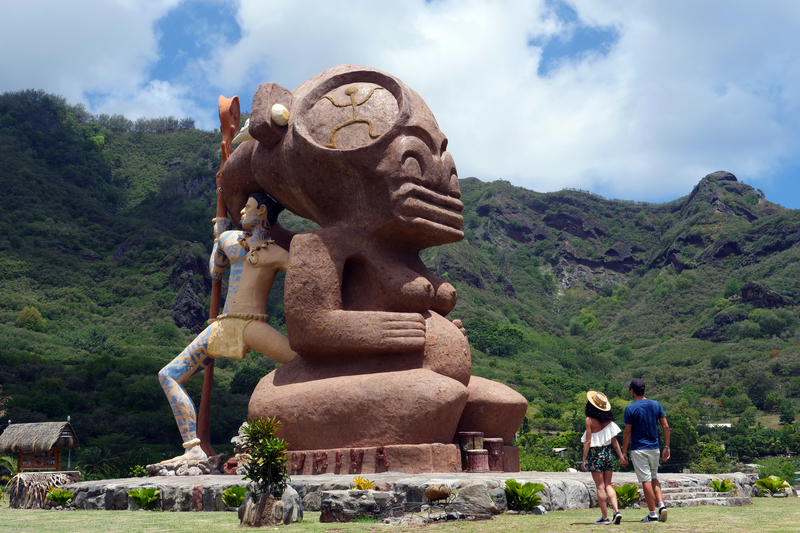 Marquesas, Tuamotus & Society Islands