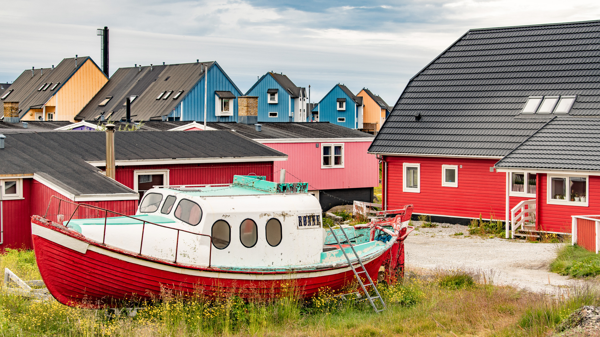 Close-knit communities