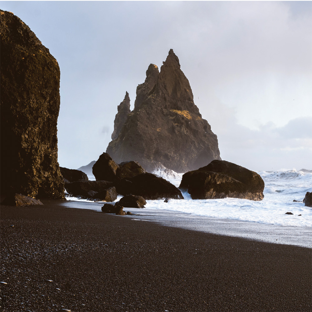 ICELAND BY LAND & SEA