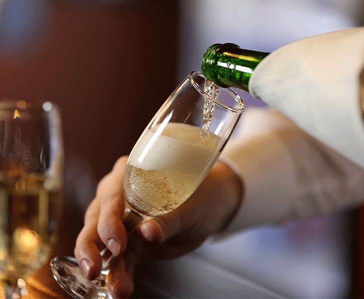 Spotlight on Sparkling Wines with Kelly McAuliffe