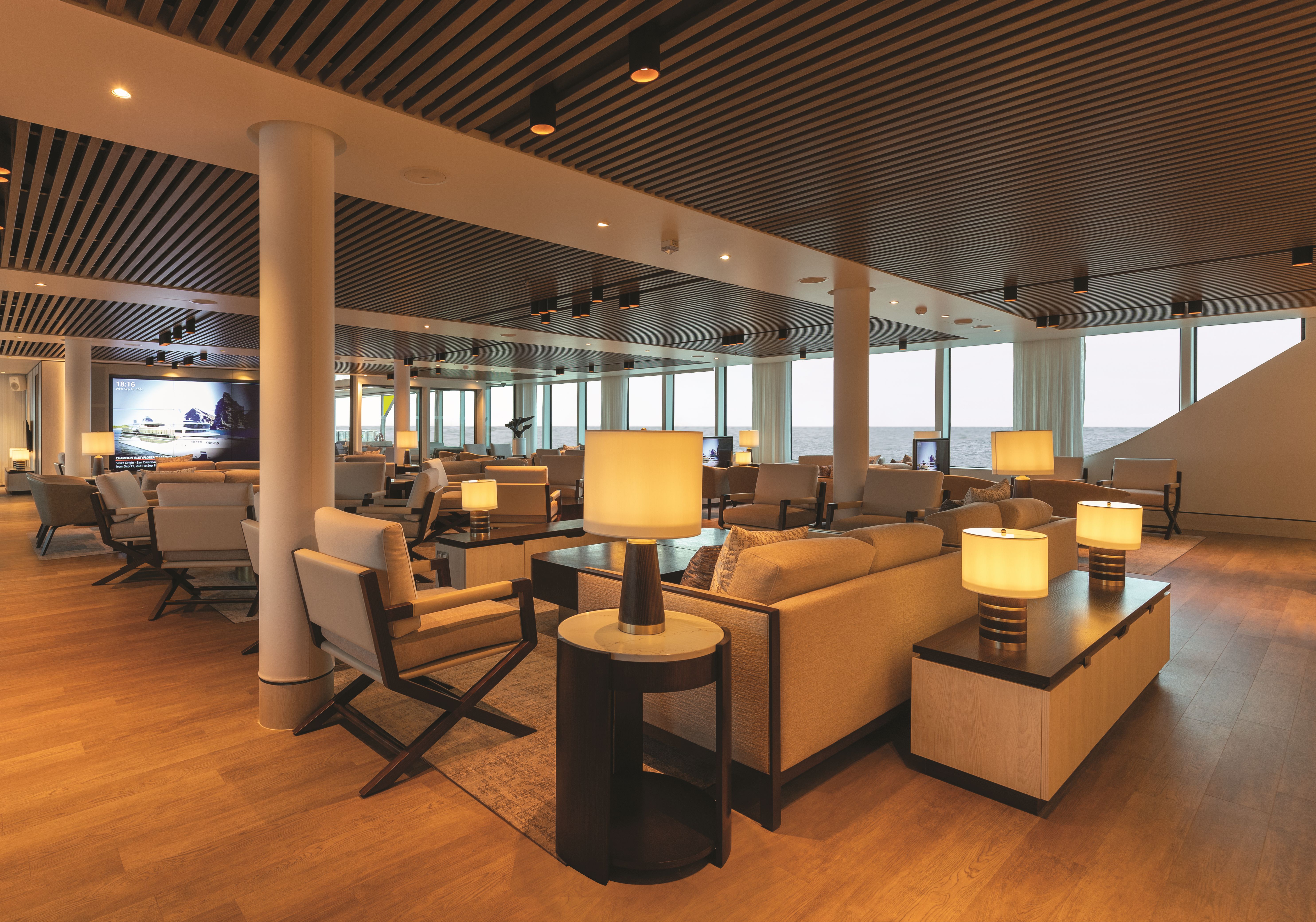 Extraordinary Ships, Exceptional Service