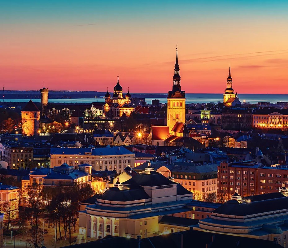 FROM THE NORTH SEA TO THE BALTIC