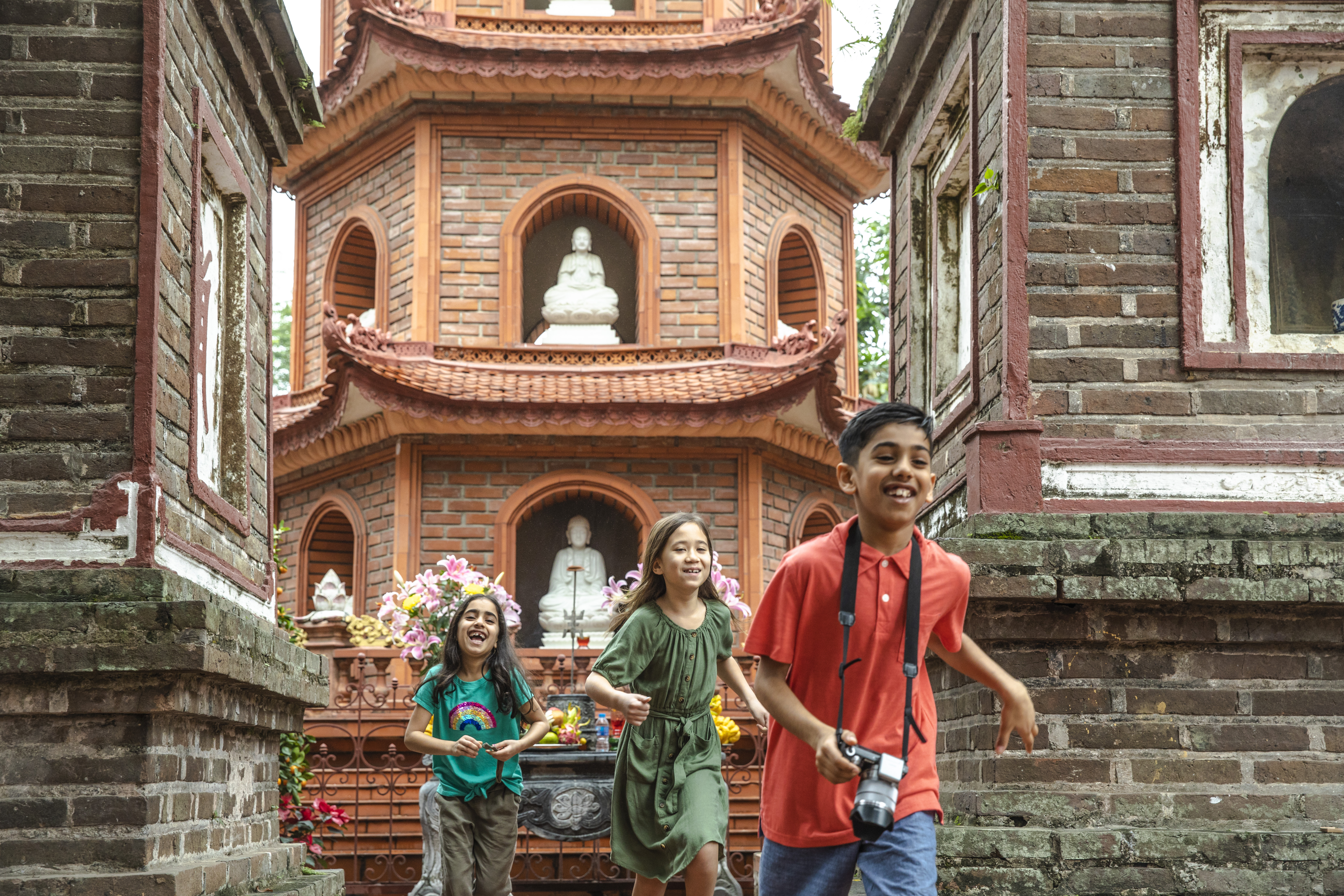 National Geographic Family Journeys: A World to Share