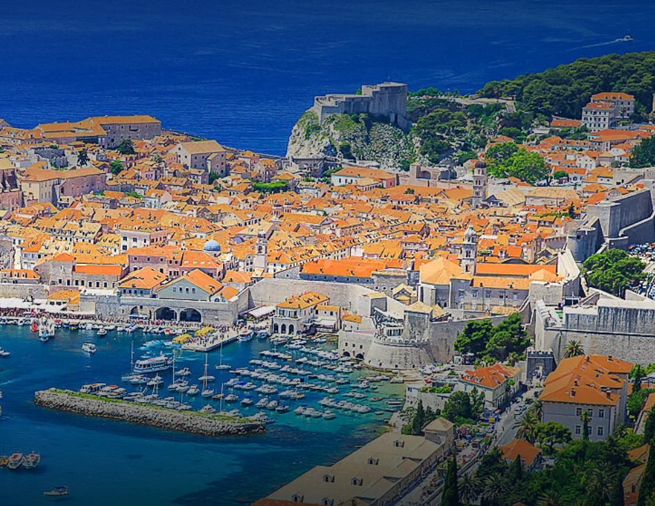 From the Tyrrhenian Sea to the Adriatic