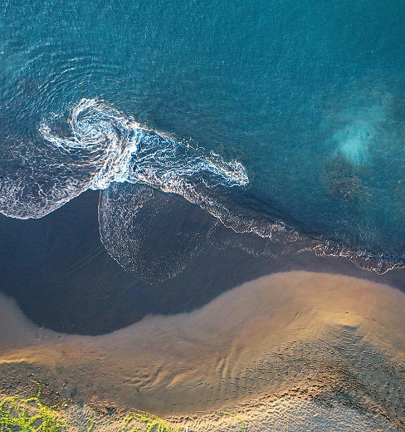 <strong>PLAGE DE LA POINTE VENUS, TAHITI</strong>