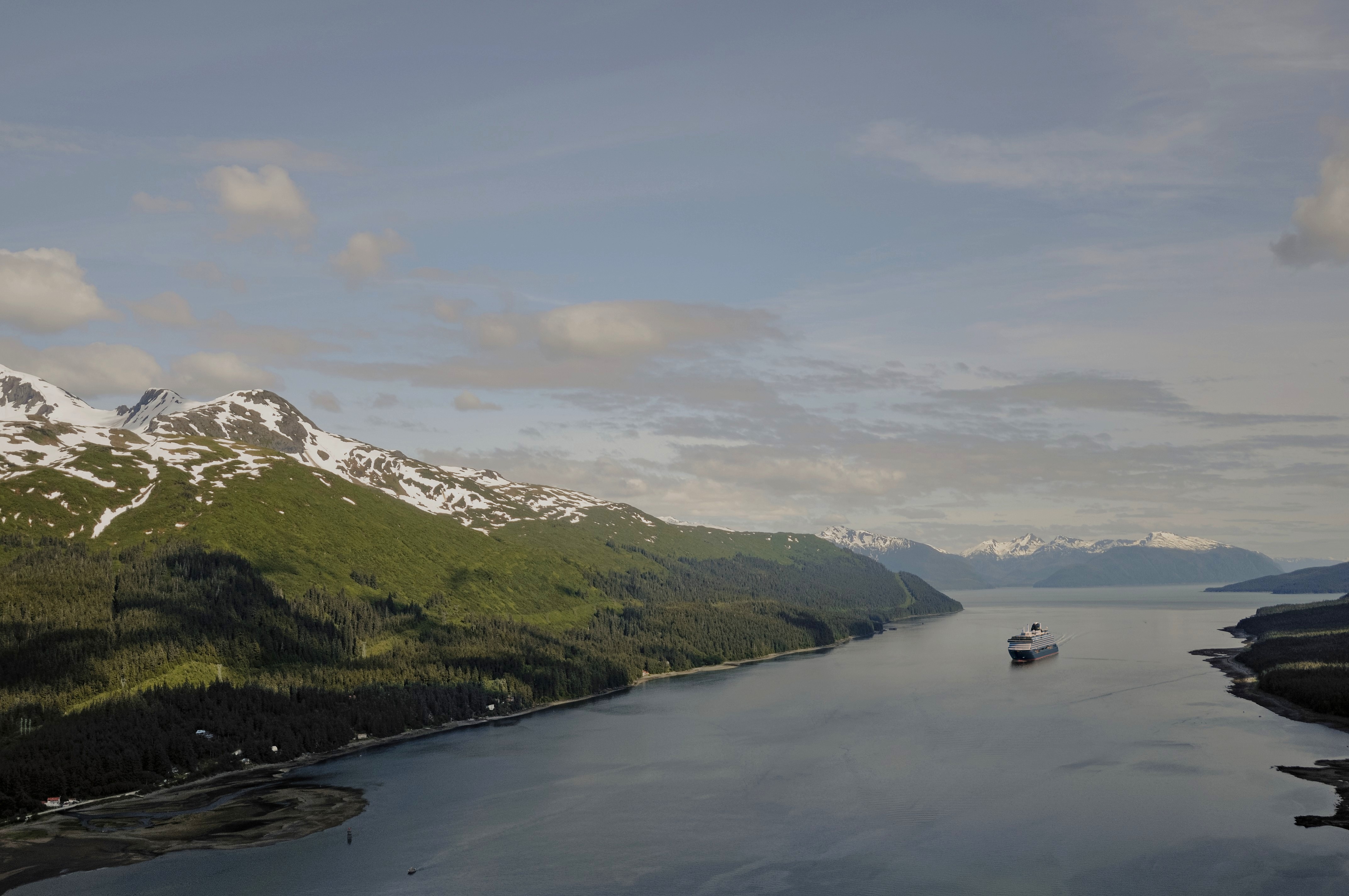 Pre-Journey Immersion: Four Immersive Nights in Fairbanks, Denali and Girdwood
