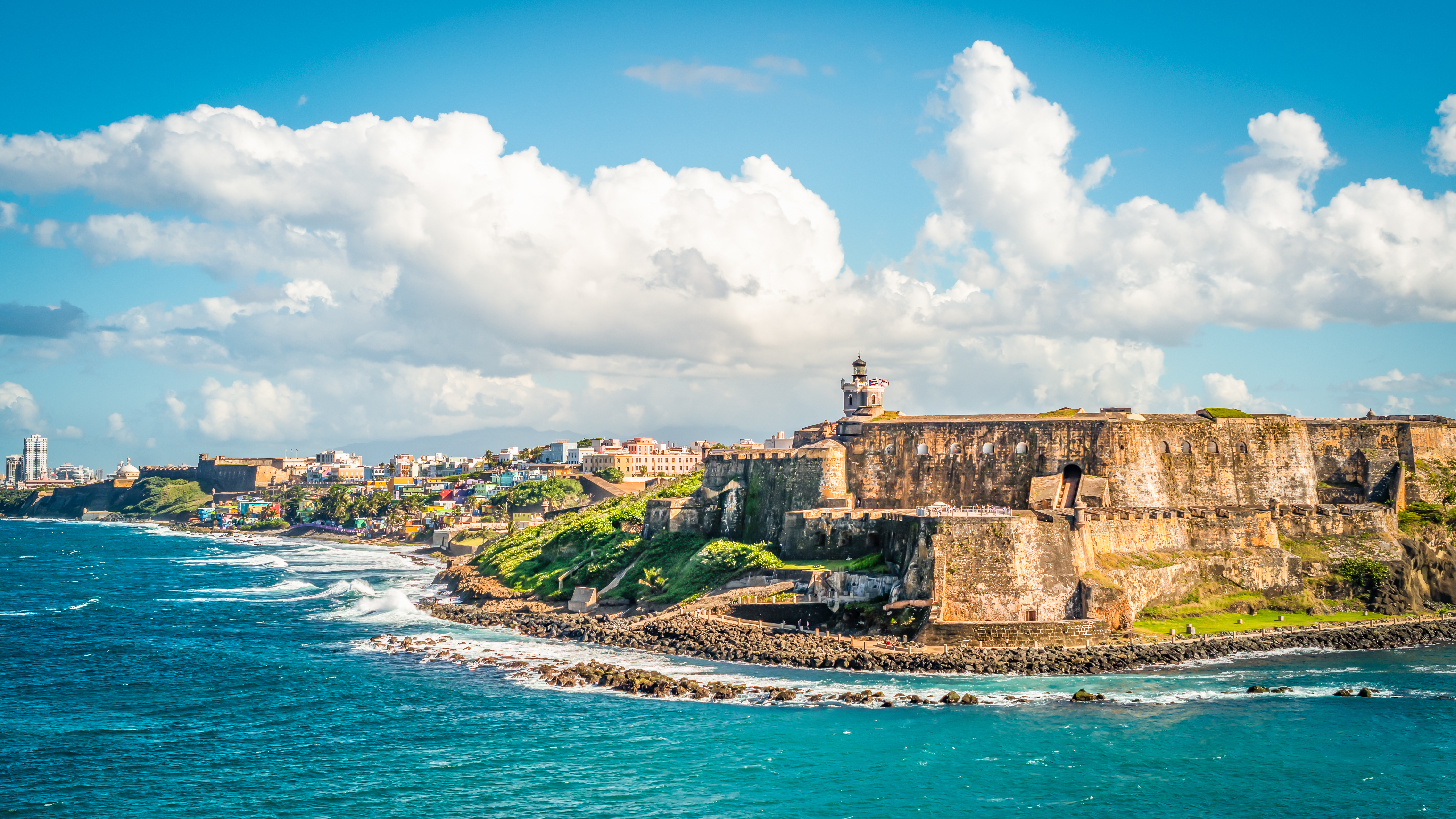 <strong>THE ART OF ISLAND DISCOVERY</strong>