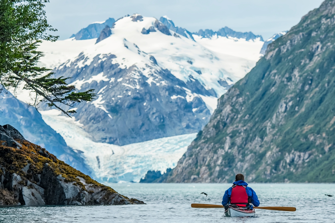 Enjoy the freedom of solo travel with a welcoming, like-minded community