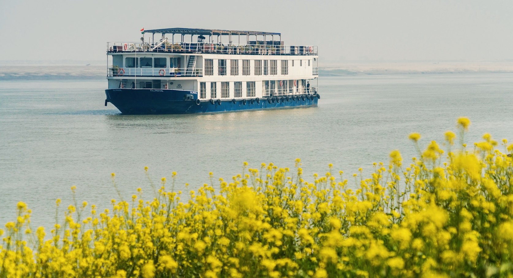 Patna to Kolkata: Lower Ganges Cruise