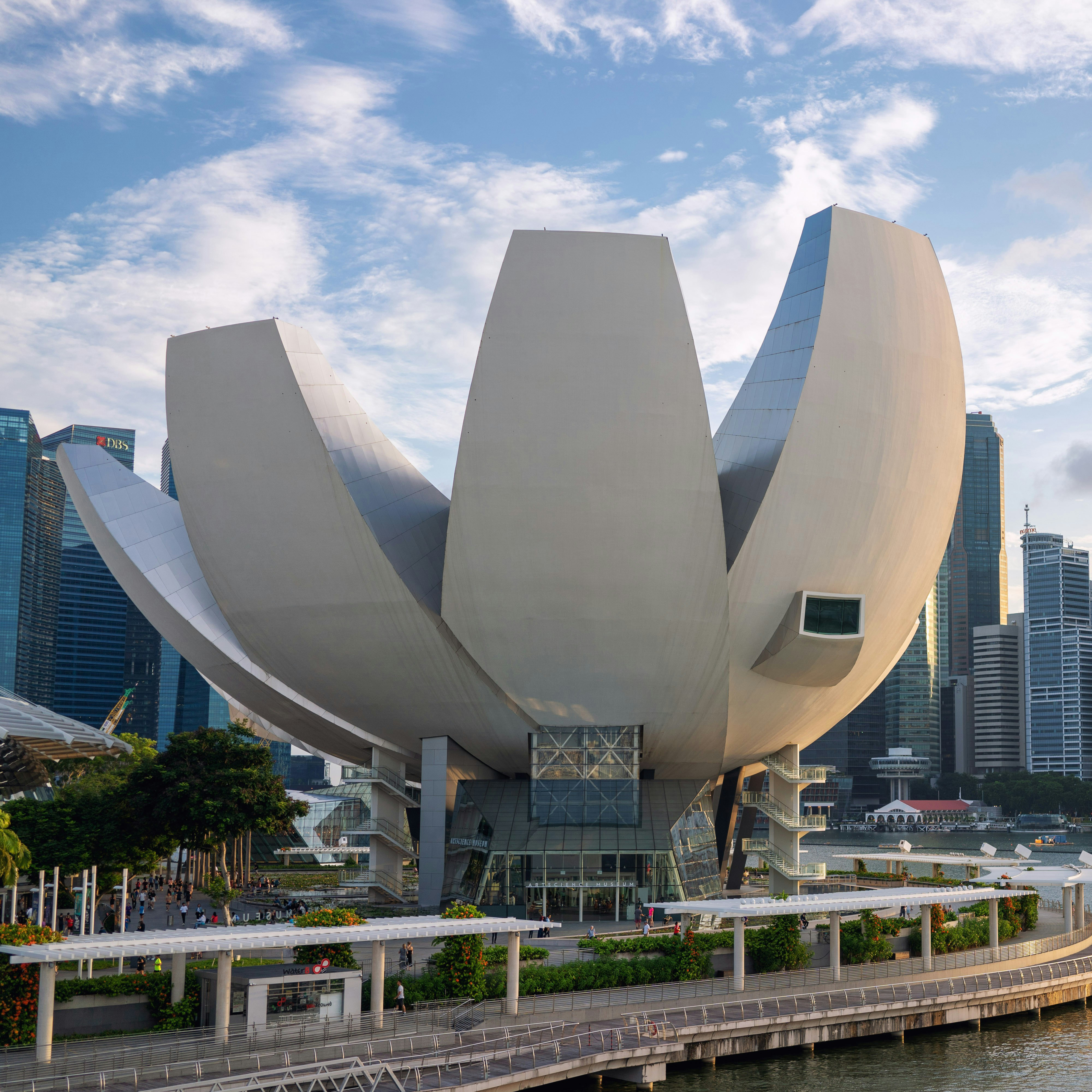 Ready to discover Singapore?